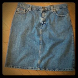 Tommy Hilfiger Jean skirt size 10